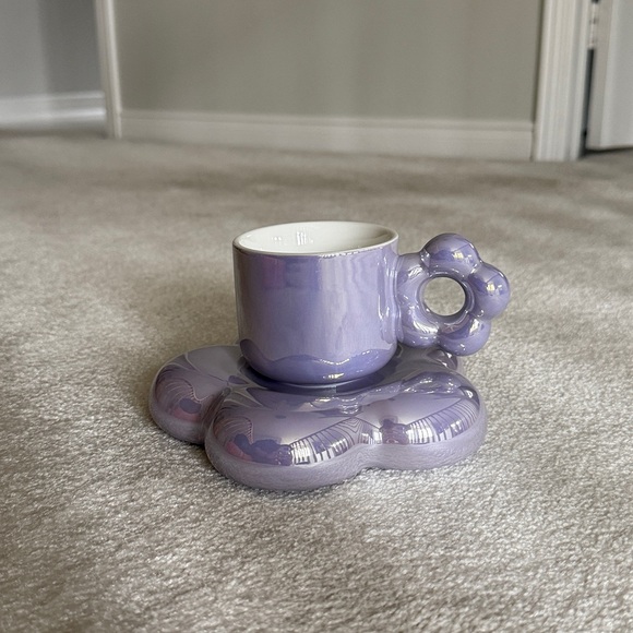 Vintage Other - NWT Metallic lavender Balloon Flower Teacup set